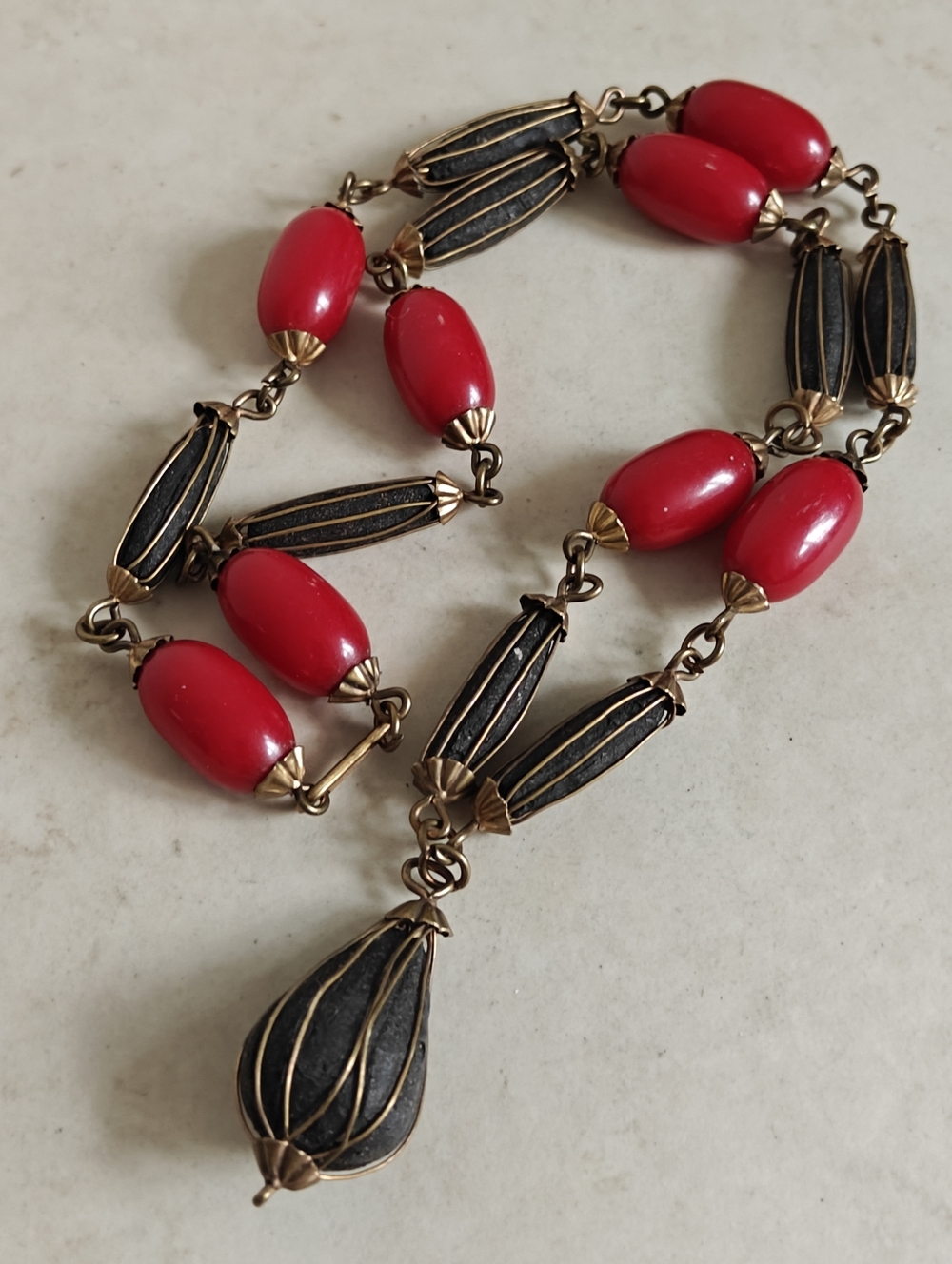 RARE Vintage Red Bakelite Skhab Ethnic Tribal Necklace
